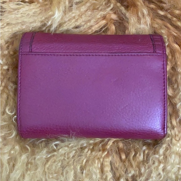 Authentic Gucci Leather Wallet. - Picture 12 of 16